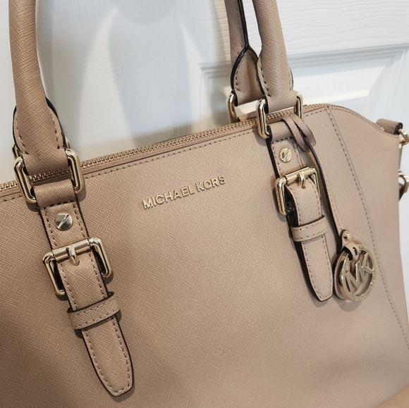 Ciara Bag Saffiano Leather - Picture 3 of 10